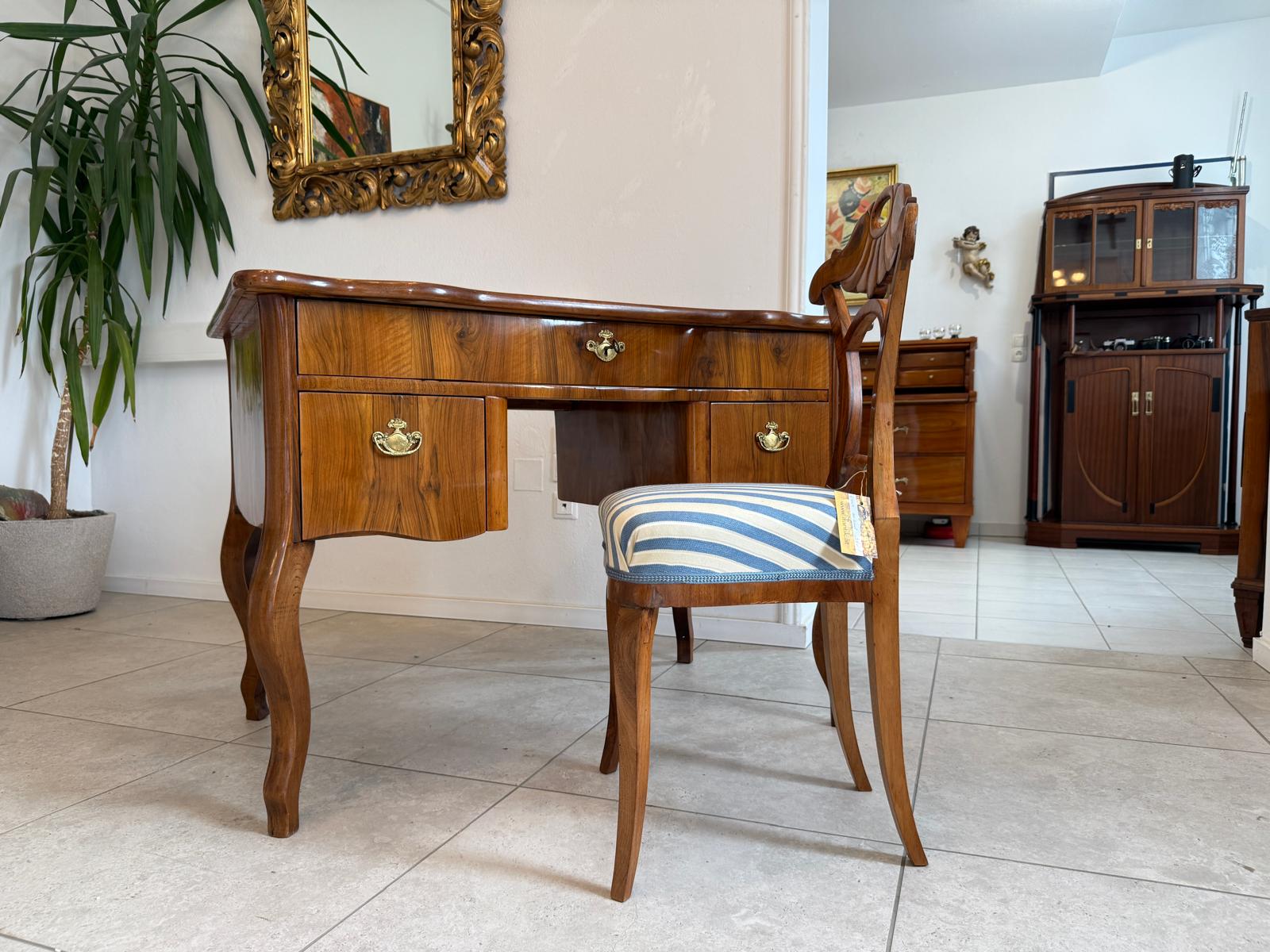 Sale Restaurierter Spätbiedermeier Damen Schreibtisch Sekretär Antiquität G1835-1