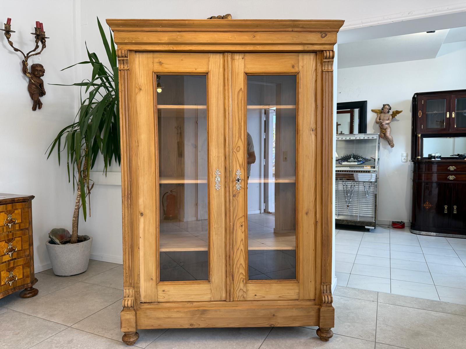 Bäuerliche Vitrine Bauernvitrine Bücherschrank antik Bauernschrank D2647