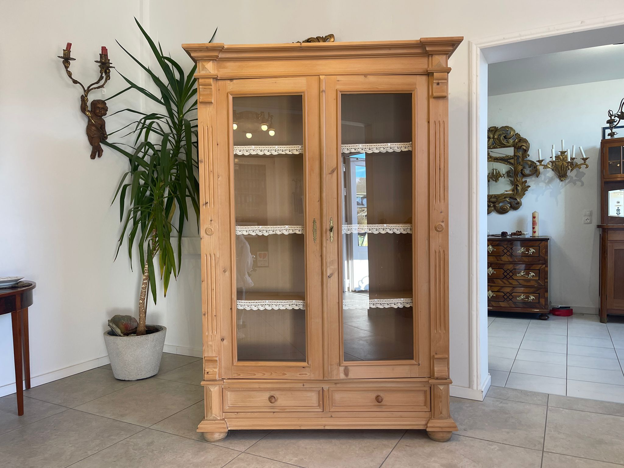 Bäuerliche Vitrine Naturholz Bücherschrank A5137