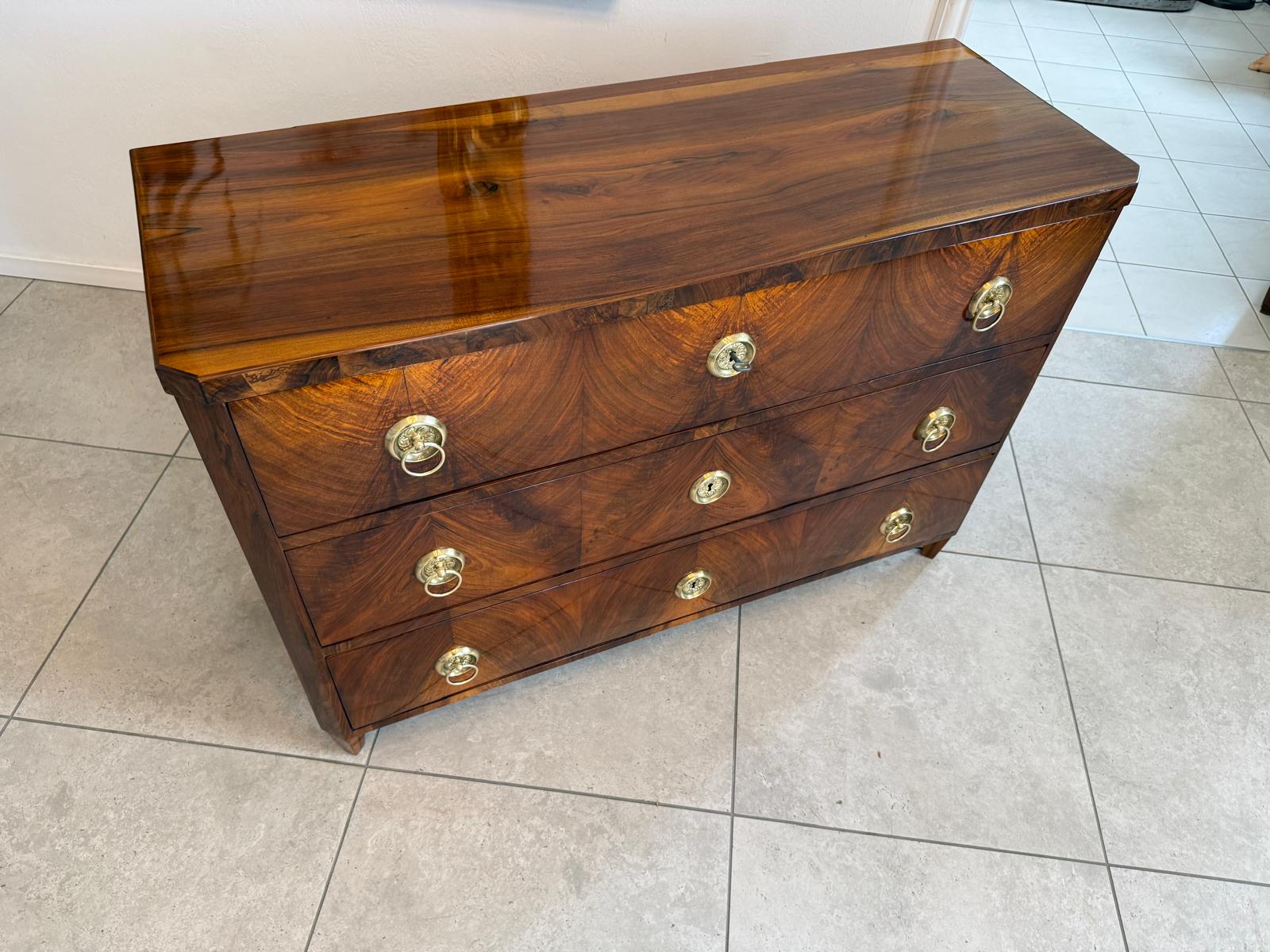 Biedermeier Kommode 3 Ladenkommode Nussholz Antiquität D2480
