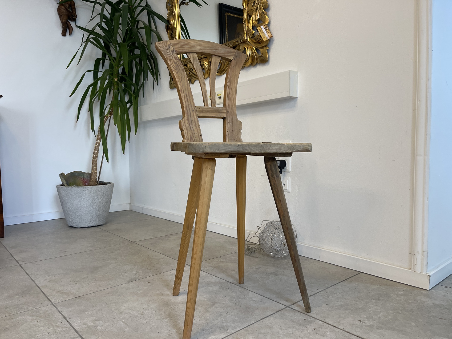 uriger alter  Bauernsessel Sessel Stuhl B2054