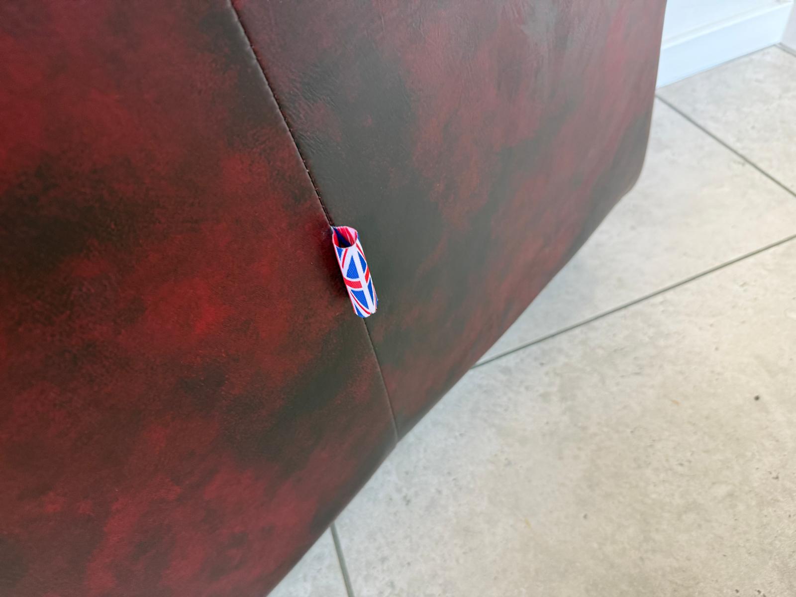 Chesterfield 3er Clubsofa Diwan Couch Oxblood Kultmöbel D1139