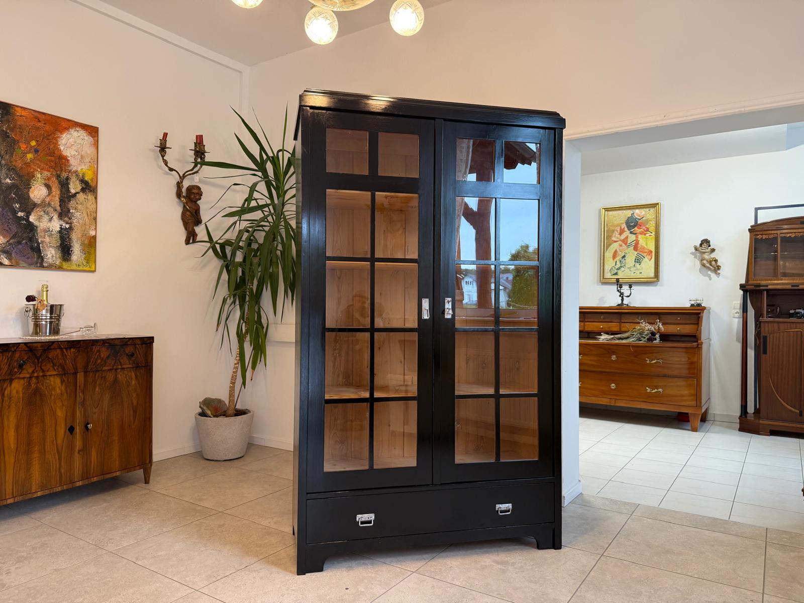 Sale Restaurierte Jugendstil Vitrine Bücherschrank Vitrinenschrank Schwarz Antik G2044