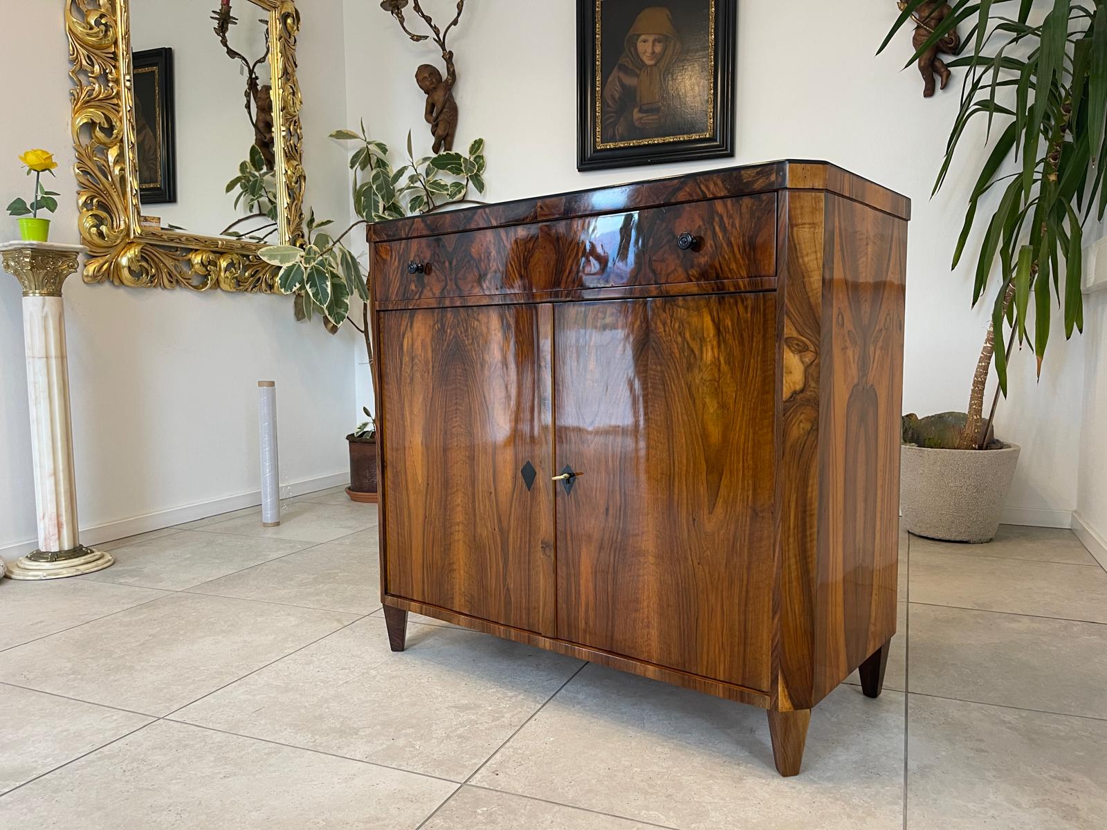 Sale Restaurierte Biedermeier Anrichte Trumeau Nussholz Antiquität G1507