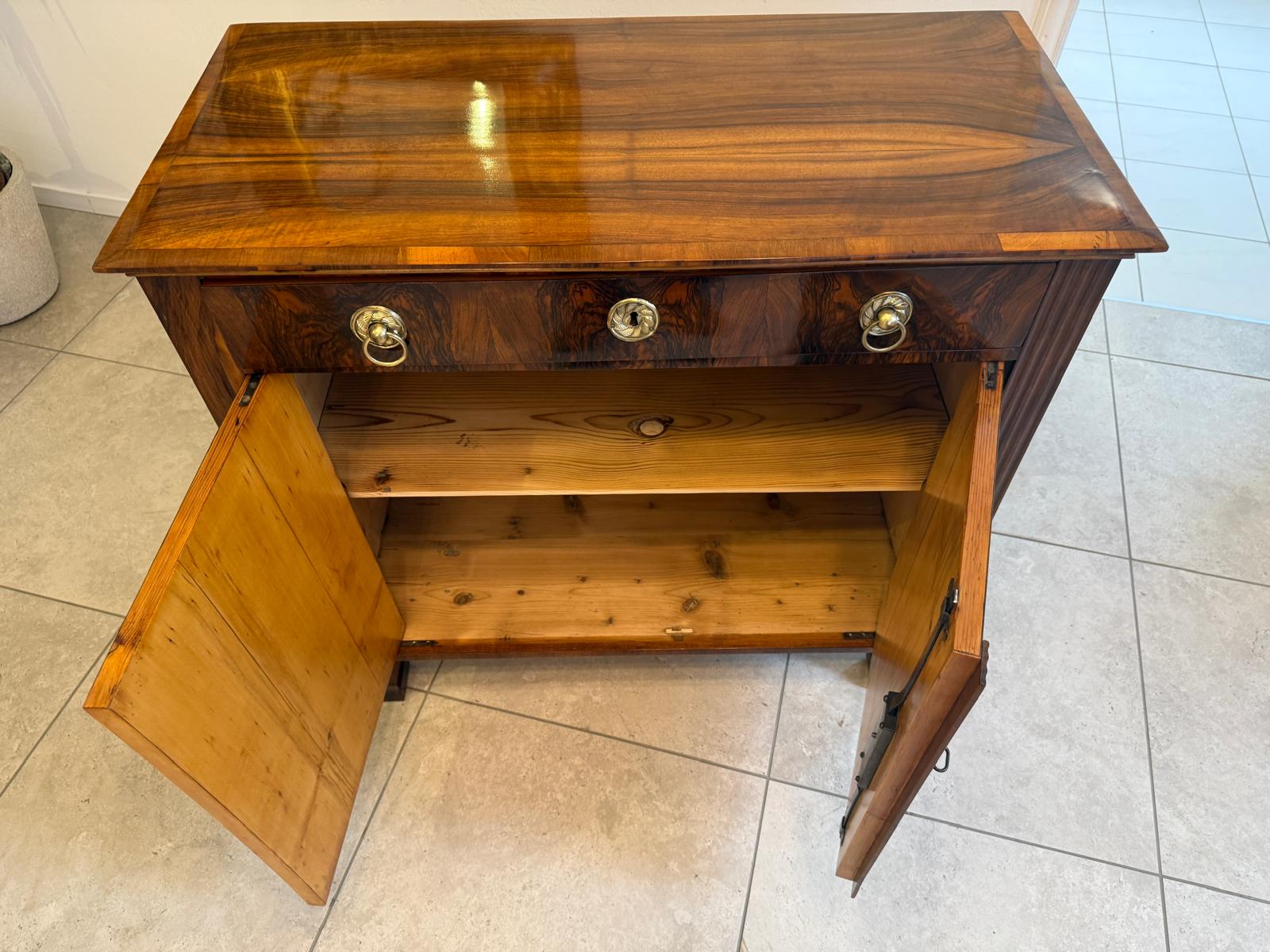 Sale Restaurierte Biedermeier Anrichte Trumeau Nussholz Antiquität G2081