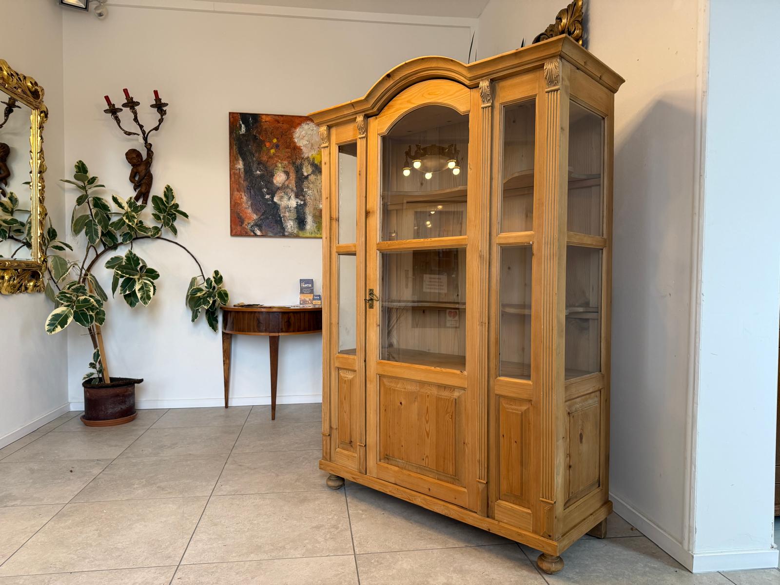 Bäuerliche Vitrine Bauernvitrine Bauernschrank Naturholz Bücherschrank D1062