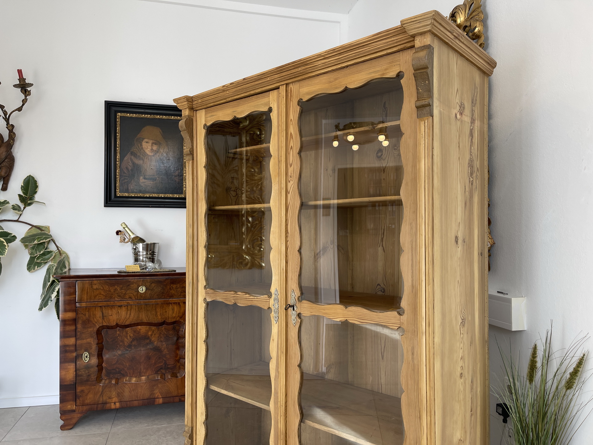 Bauernschrank_1450pAMf8kKIXcV4 Biedermeier Vitrine Naturholz Bücherschrank Bauernschrank A4249
