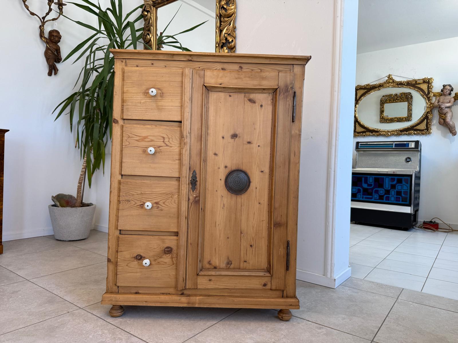 Biedermeier Brotschrank Almerschrank Alma, Vorratsschrank Speiskasten D2491
