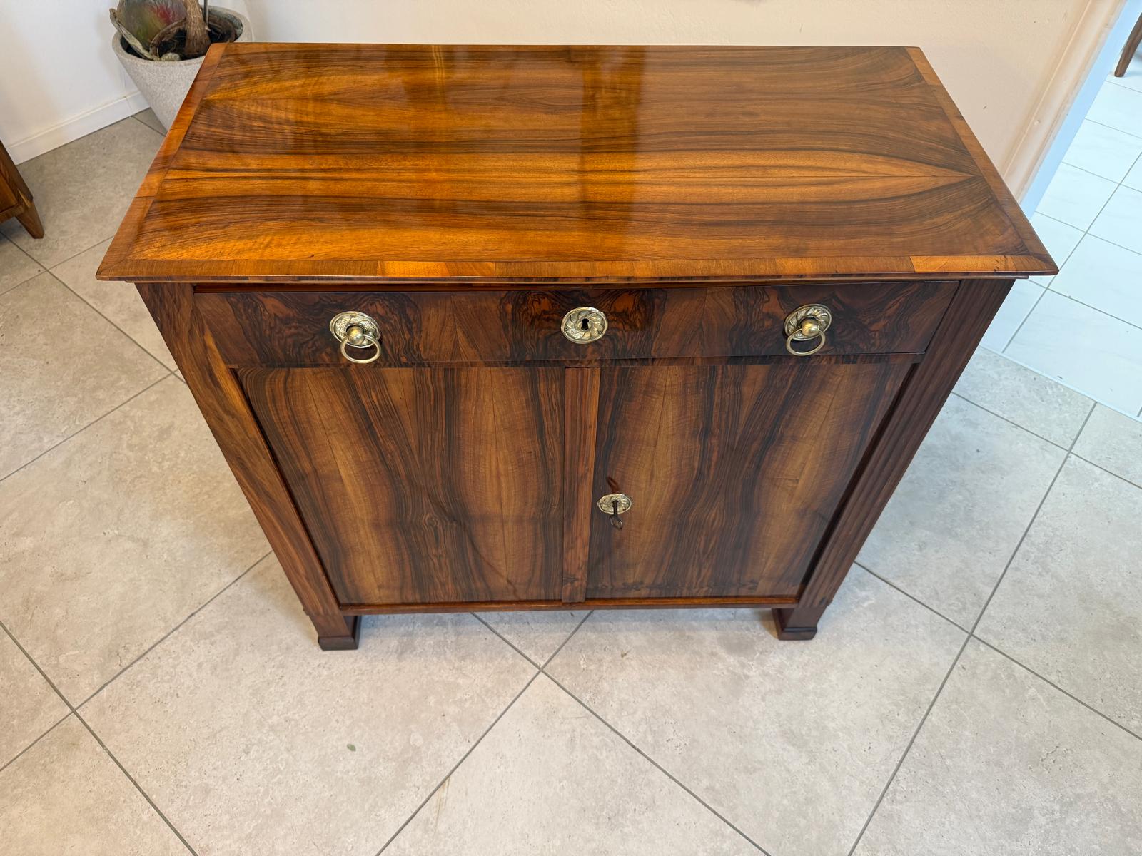 Sale Restaurierte Biedermeier Anrichte Trumeau Nussholz Antiquität G2081
