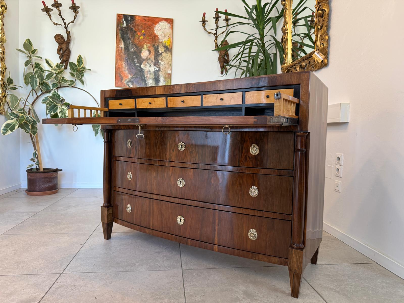 Restaurierte Biedermeier Schreibkommode Nussholz Antiquität G1967