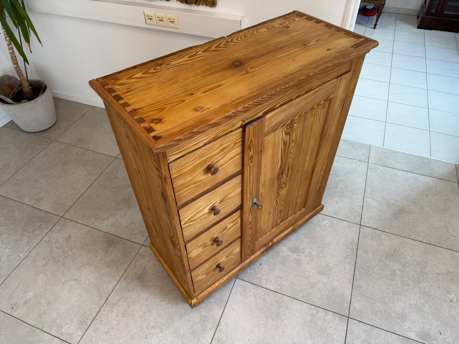 Brotschrank Almerschrank Speiskasten Bauernkasten Naturholzschrank Antik G2170