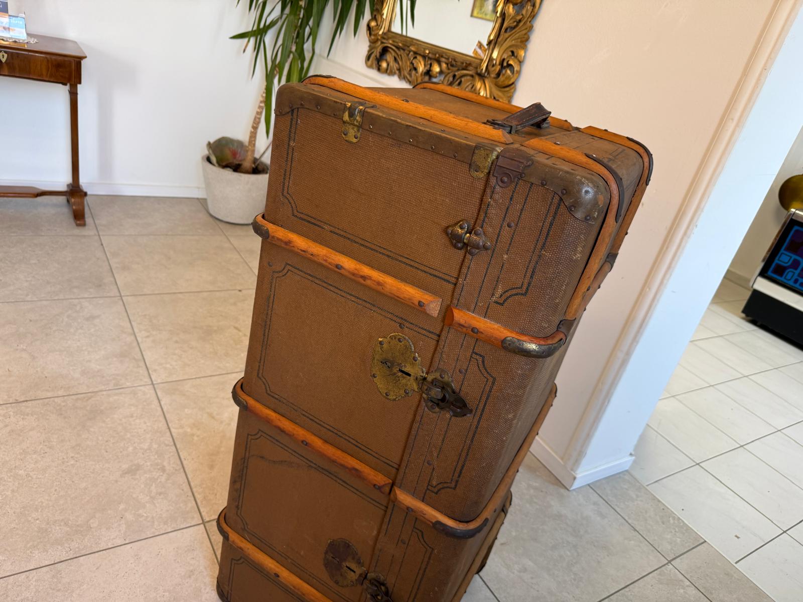 Historischer Reisekoffer / Seekoffer aus der Zeit um 1900 D1238