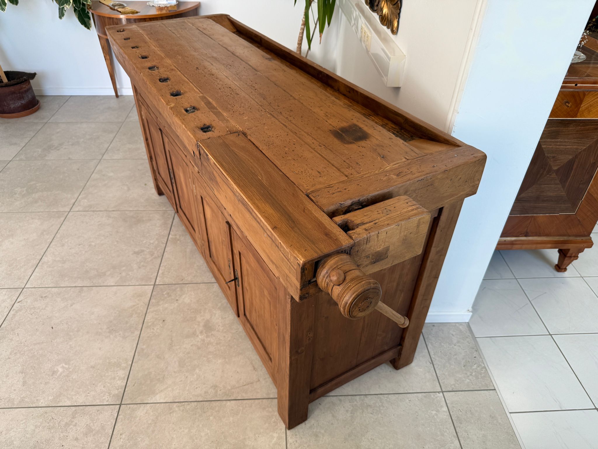 Urige Hobelbank Werkbank Pult Tresen Ladenschrank Traum G2194
