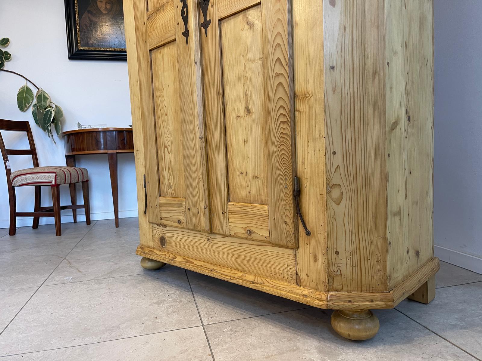 Bauernschrank Barockschrank Barock Hallenschrank Kasten E1025