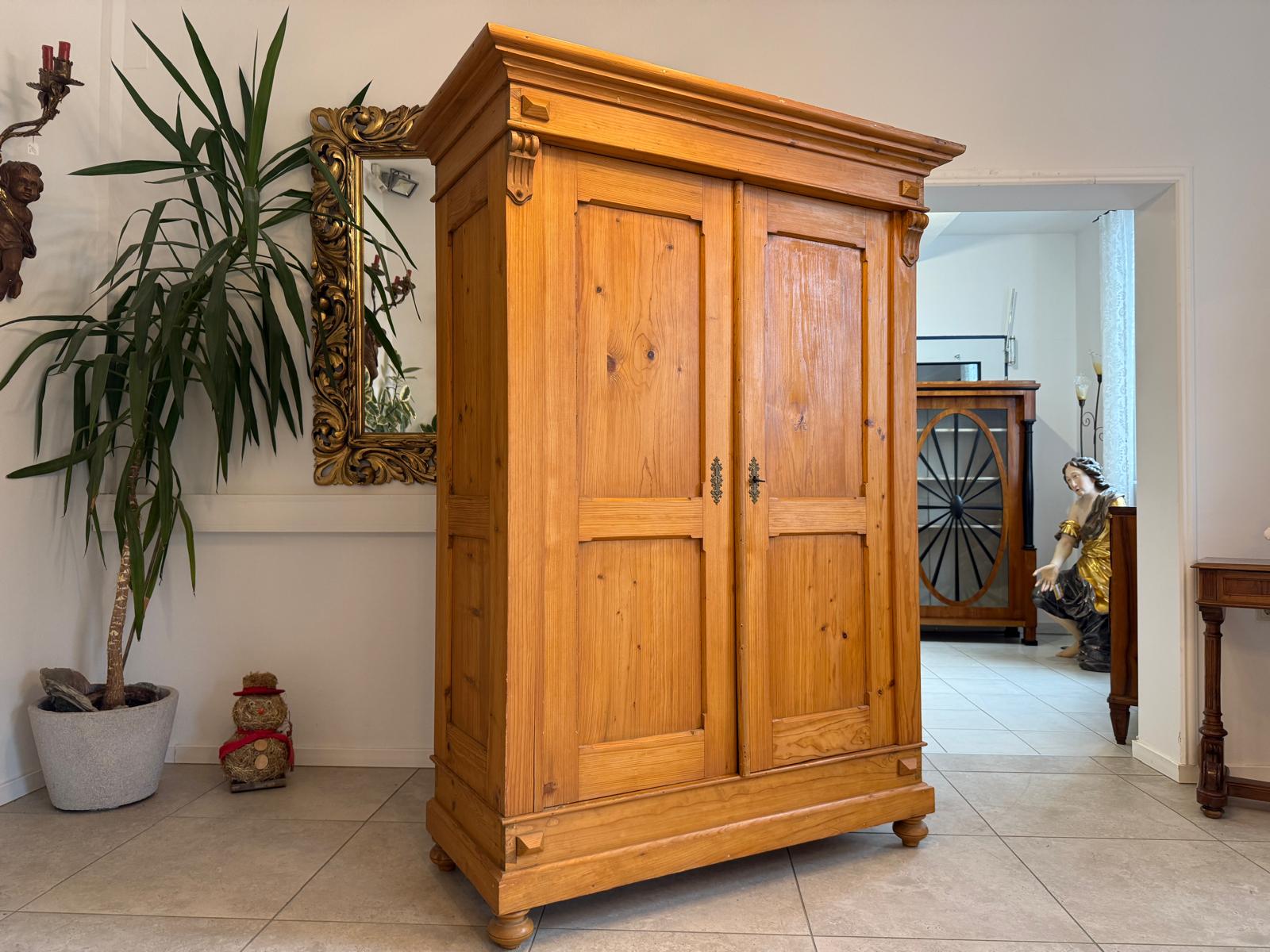 SALE Steirischer Bauernschrank Gründerzeit  Schrank Weichholz G2308