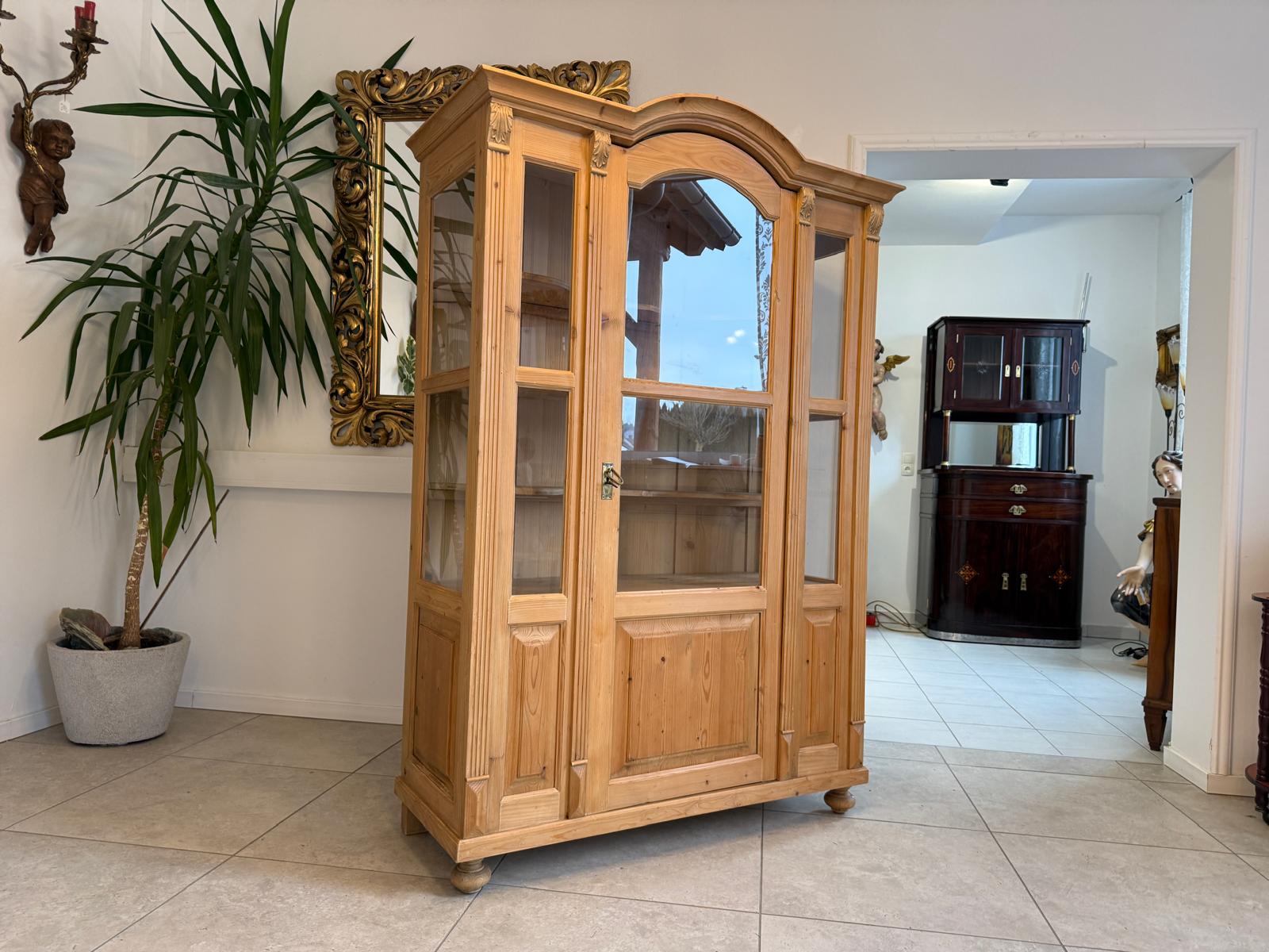 Bäuerliche Vitrine Bauernvitrine Bauernschrank Naturholz Bücherschrank D1062