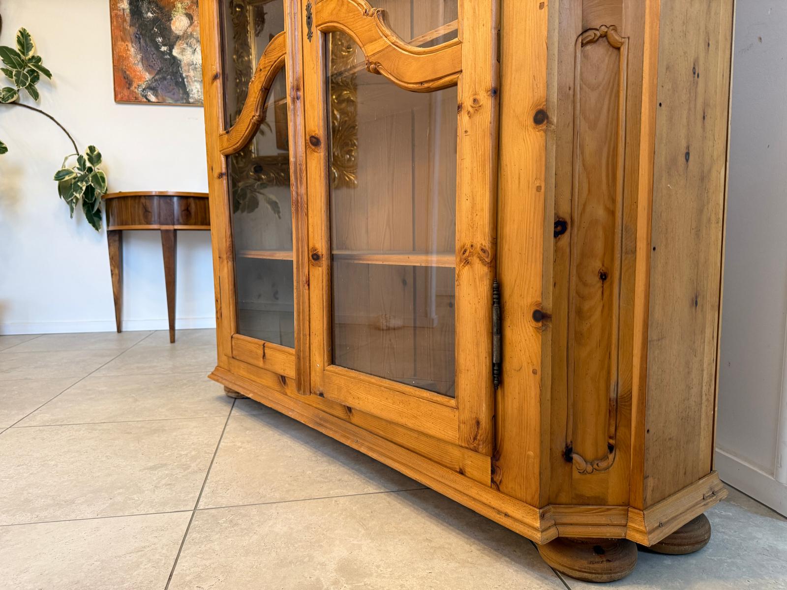 Zirbenholz Schrank Kasten Vitrine Glasschrank Bauerschrank D1104