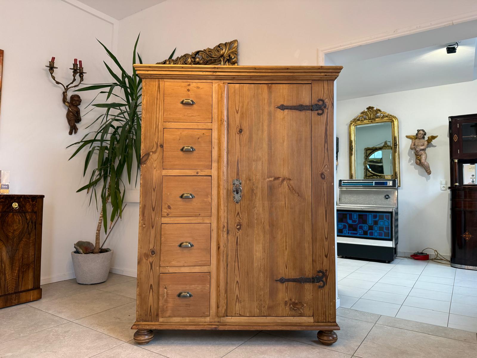 Barocker Brotschrank Almerschrank Vorratsschrank Bauernkasten Antik D1119