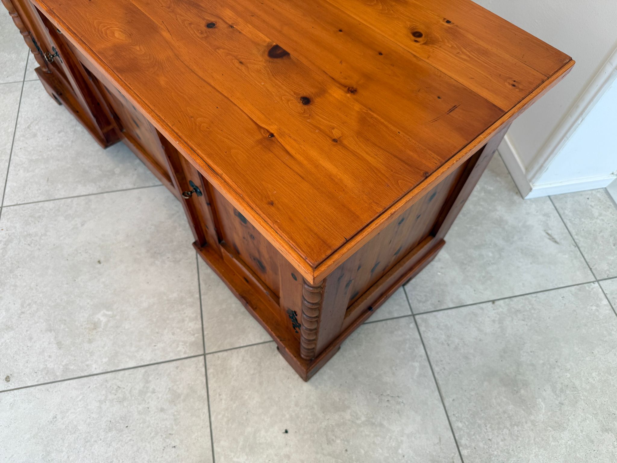 Alter Naturholz Schreibtisch Zirbenholz Sekretär G1924