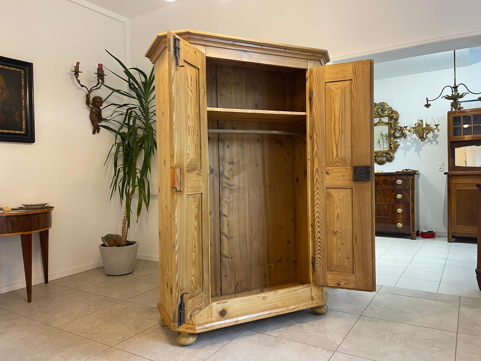 Bauernschrank Barockschrank Barock Hallenschrank Kasten E1025