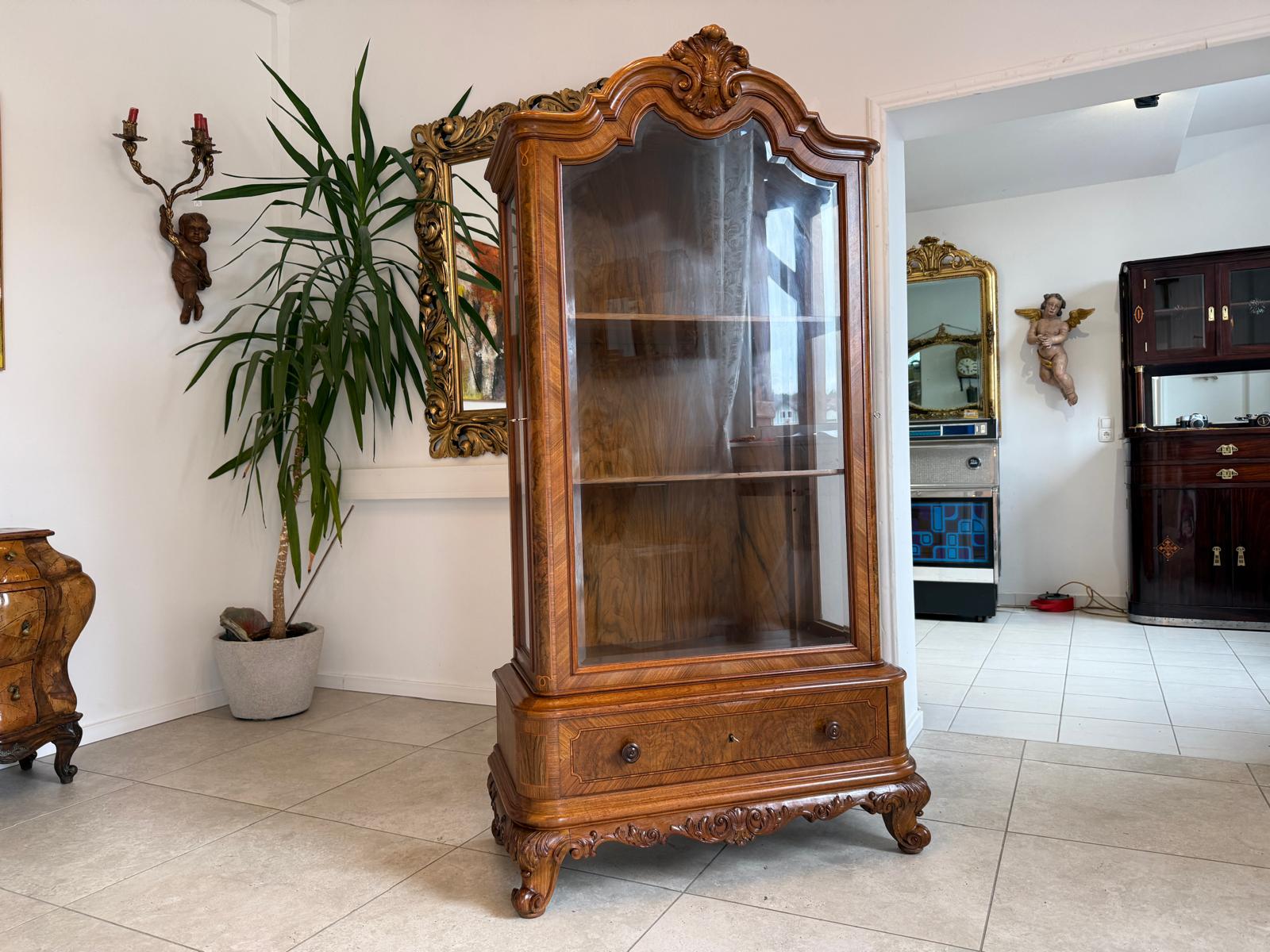 Originle Chippendale Vitrine Traumexemplar Sammlervitrine Antiquität D1162