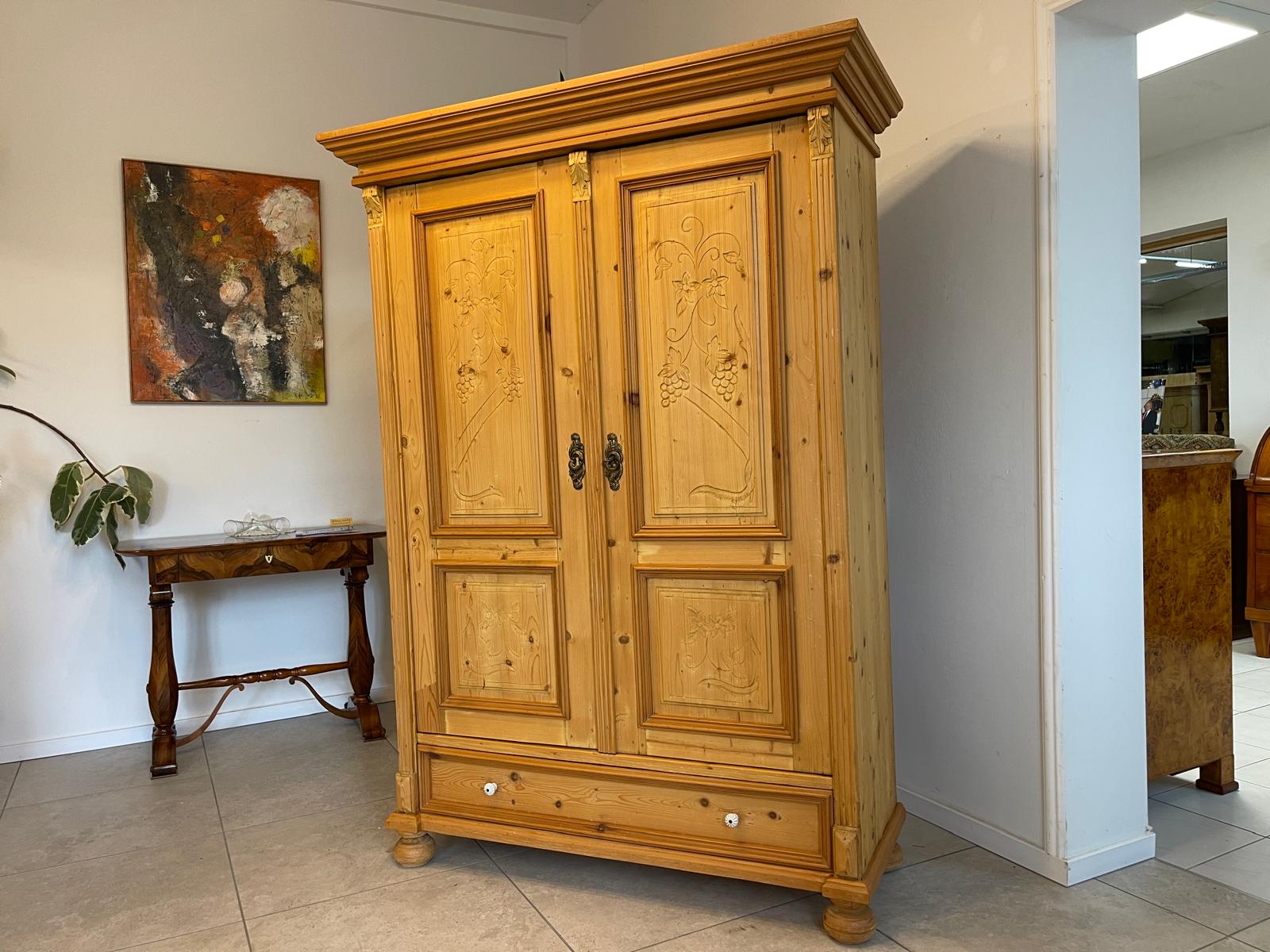 Gründerzeit Bauernschrank Bauernkasten Hallenschrank Kleiderkasten G1691