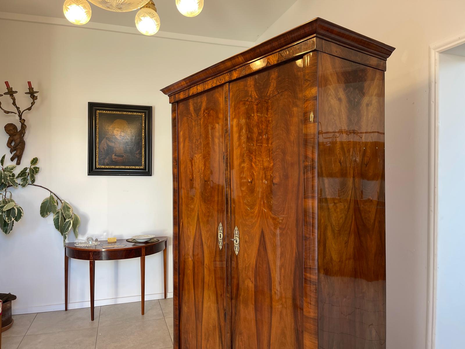 cecb32d7-5fd3-4a9f-819a-dc924dd523ce Sale Original Biedermeier Schrank Kasten Restauriert Traum A5110