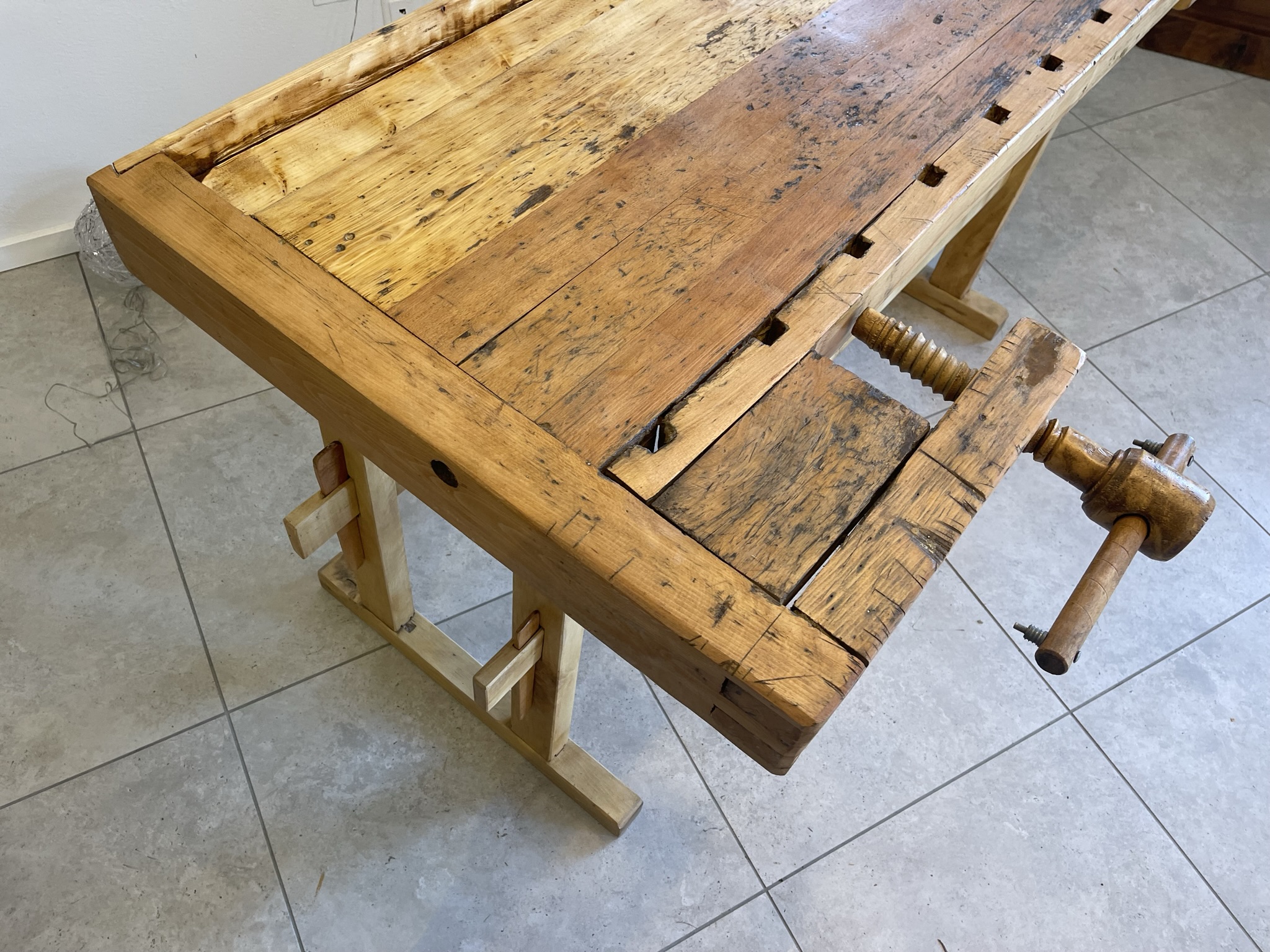 IMG_278320HNuocPxDhgR restaurierte Hobelbank, Werkbank, Designertisch ABC1023