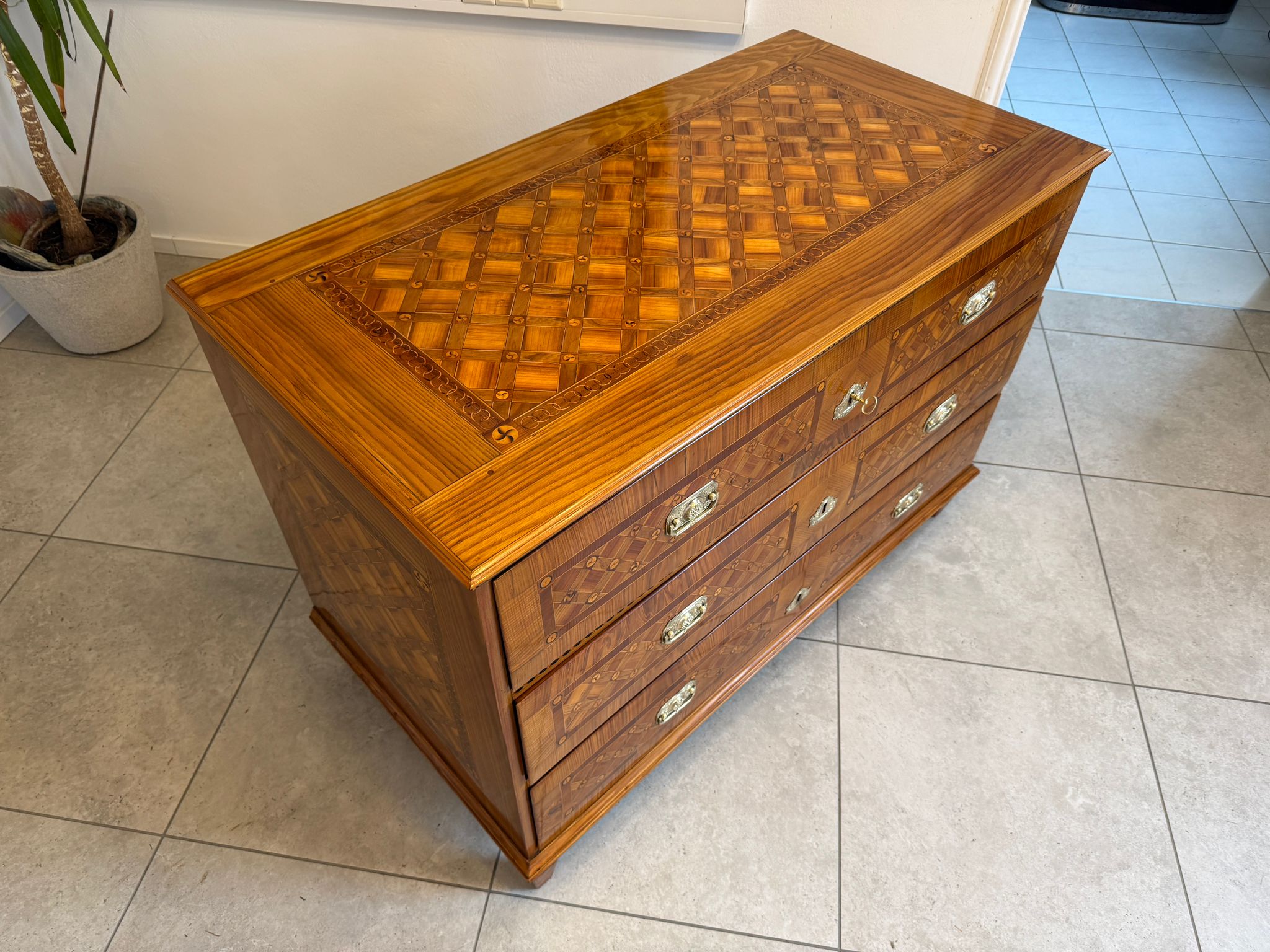 Restaurierte Marketierte Barock Ladenkommode Original Nussfurniert Antiquität D1045