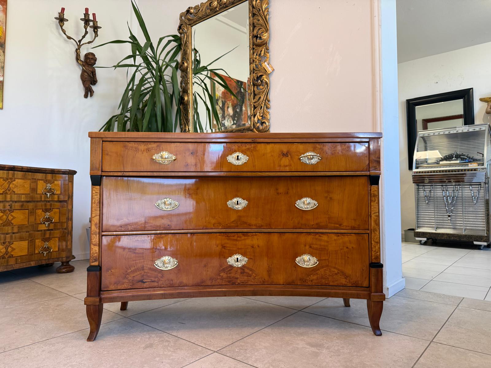 Restaurierte Empire / Biedermeier Kommode 3 Ladenkommode D2603