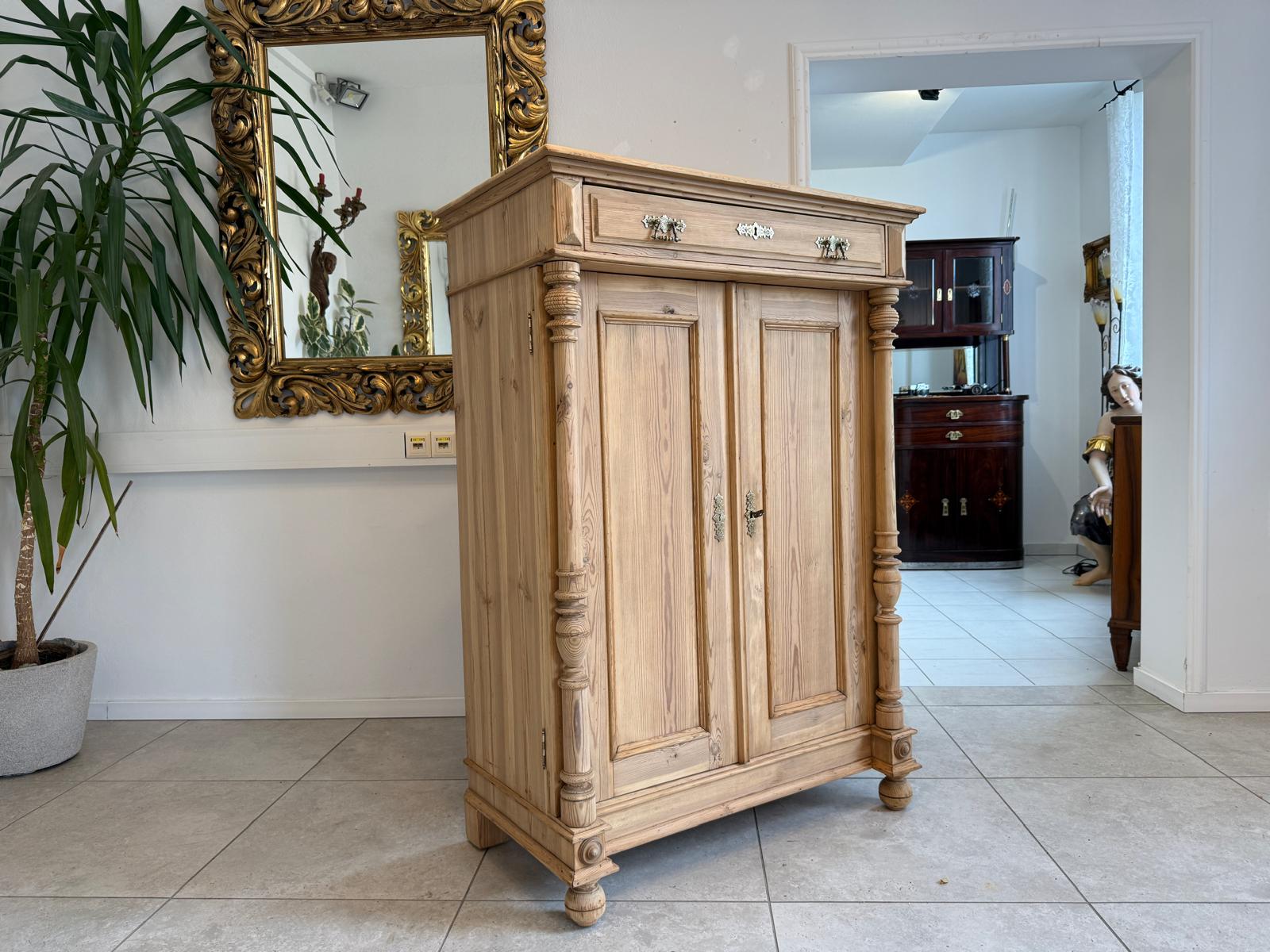 Bäuerliches Gründerzeit Säulen Vertiko Bücherschrank Halbschrank Bauernschrank D1168