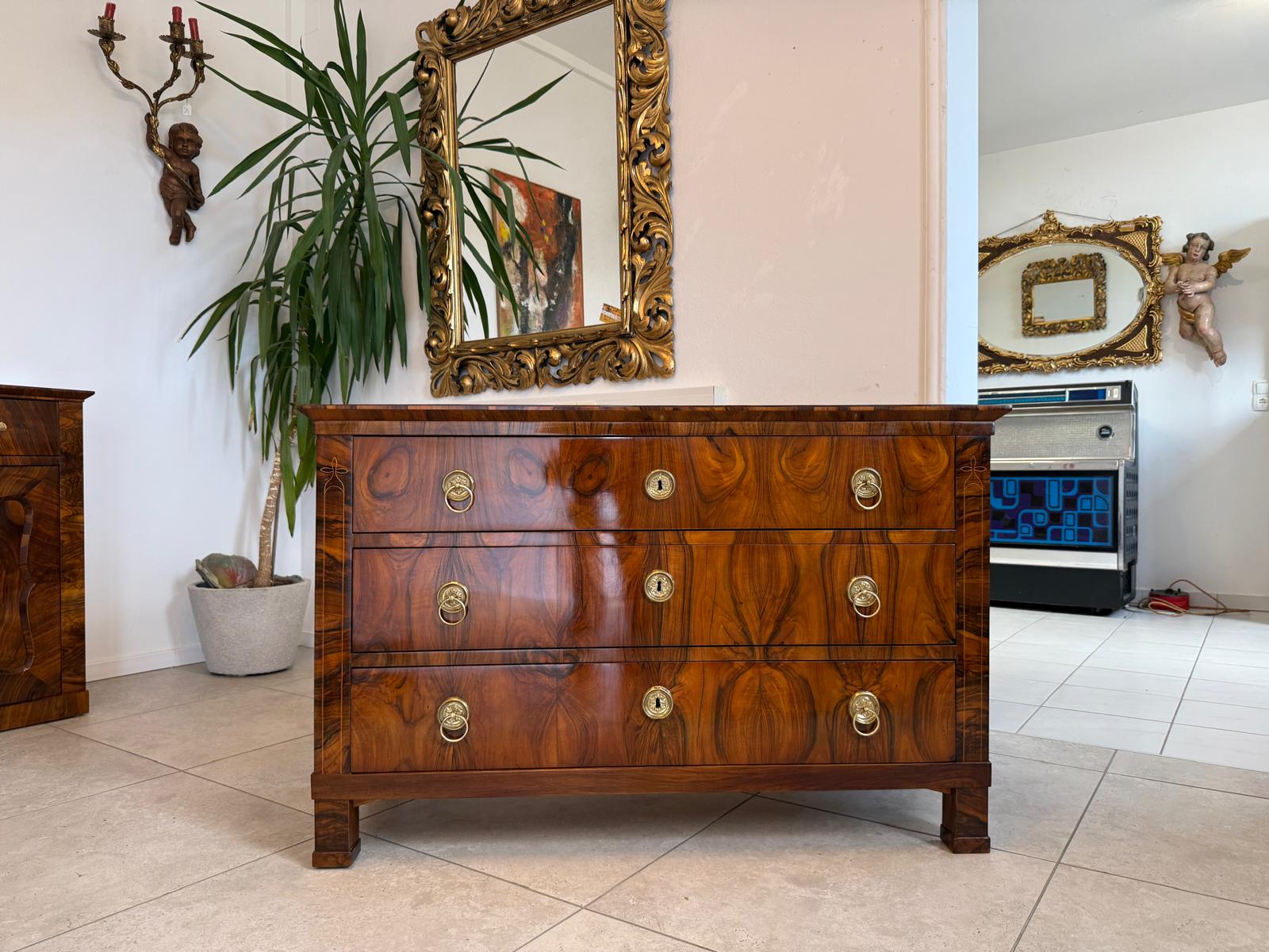 Biedermeier Kommode 3 Ladenkommode Nussholz Antiquität Restauriert D2474