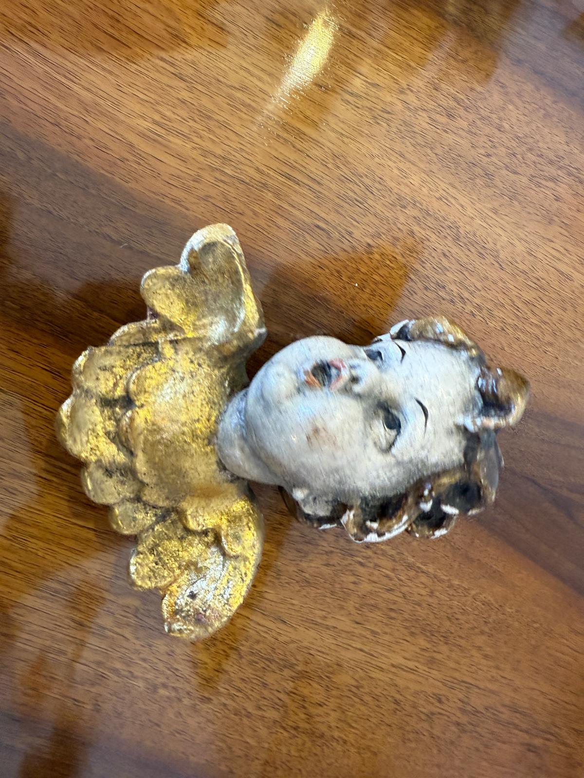 Hölzerner Engelkopf Engel Holzschnitzerei G2874