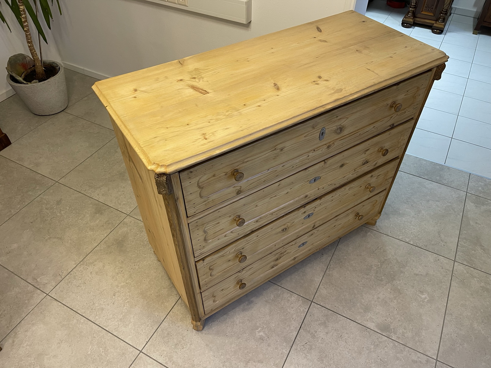 Bauernschrank-Bauernstube_29peUajW00TRV4d restaurierte Biedermeier Kommode Ladenkommode B1074