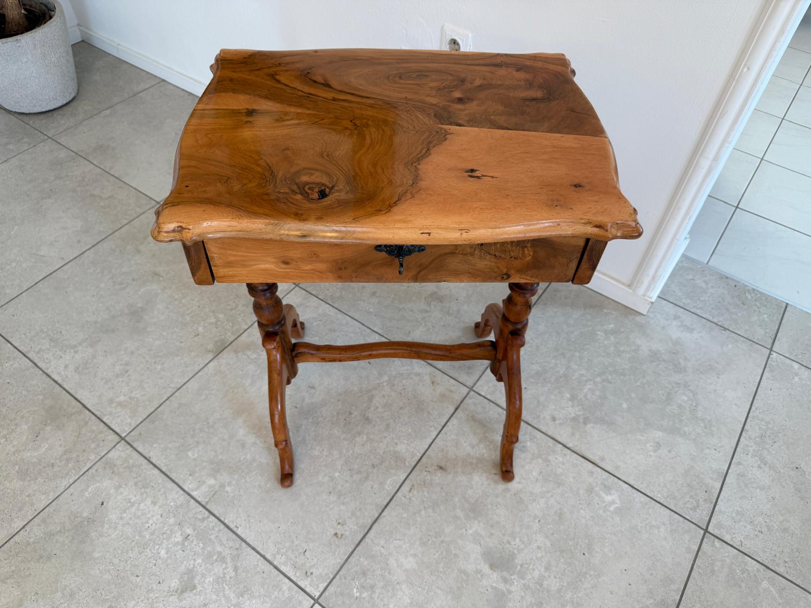 Sale Originales Biedermeier Tischerl Nähtischerl Beistelltisch G1796