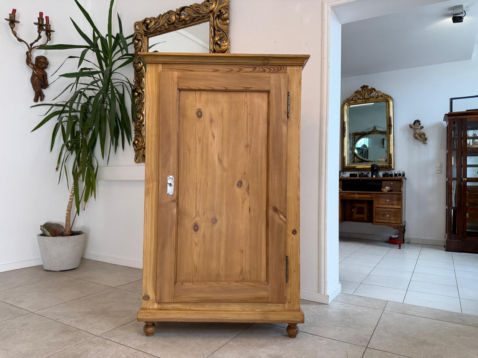 Bäuerliches Biedermeier Bauernschrank Halbschrank Vertiko G2201