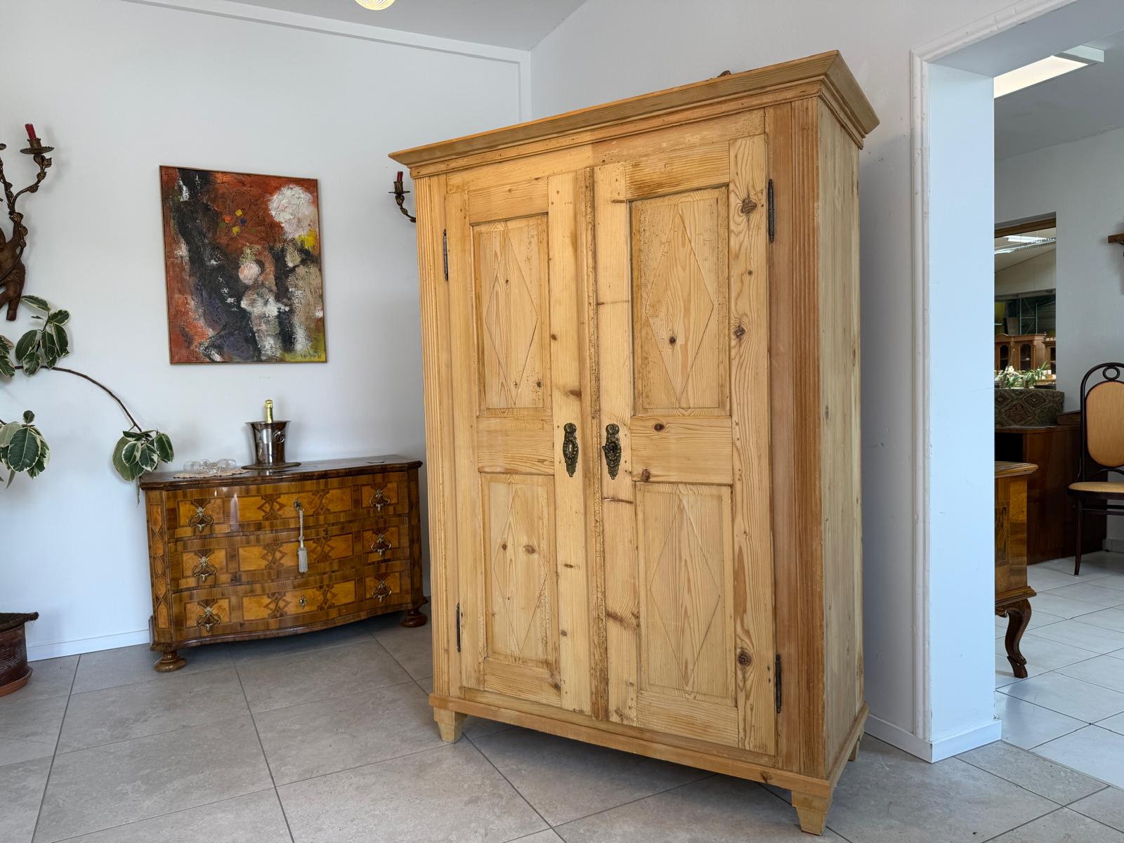 Sale Biedermeier Bauernschrank Weichholz Steiermark D2656