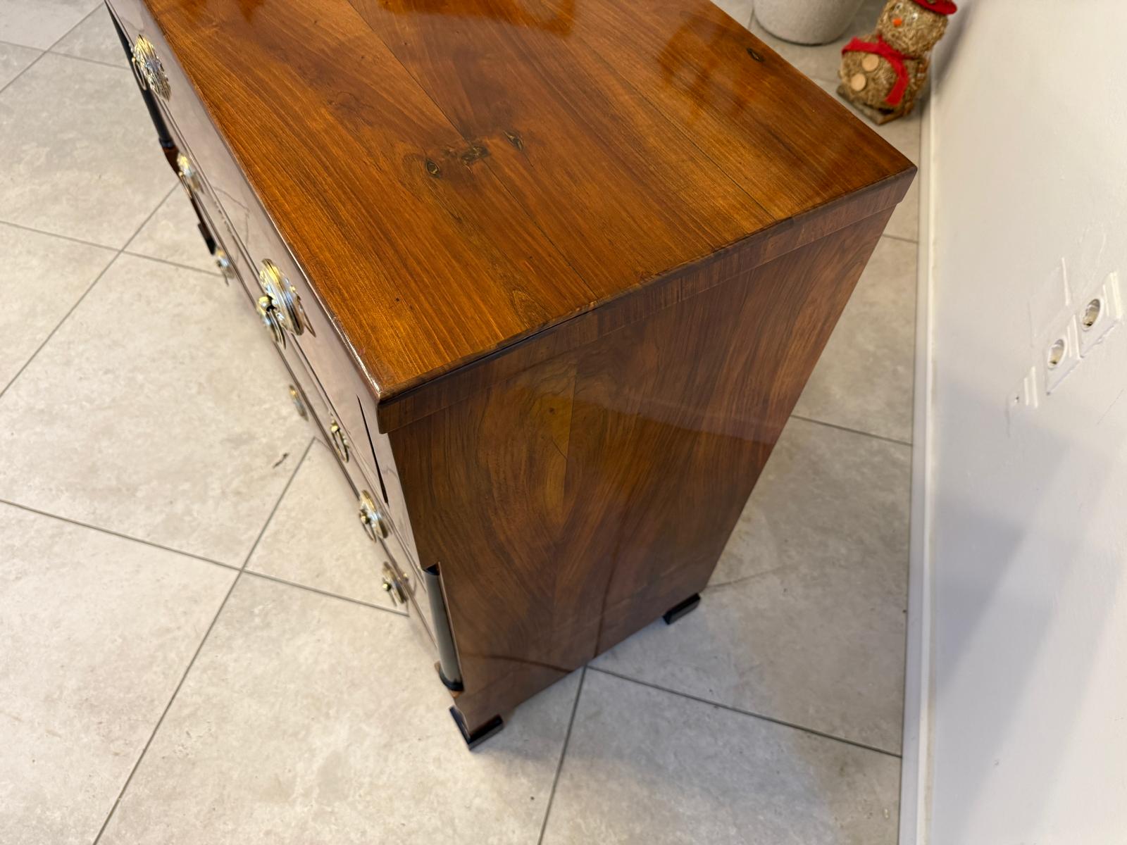 Restaurierte Biedermeier Kommode 4 Ladenkommode Nussholz G2391