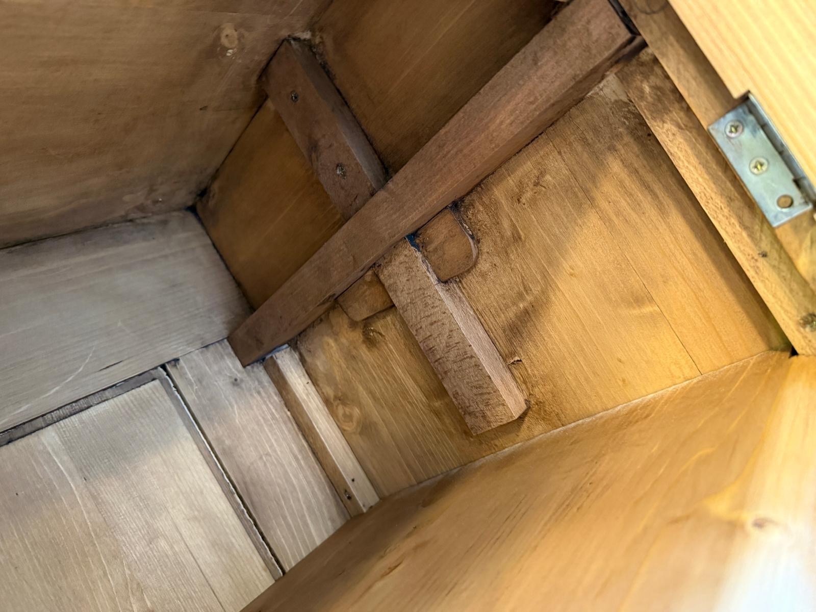 Bäuerliche Vitrine Bauernvitrine Naturholz Bücherschrank D2288