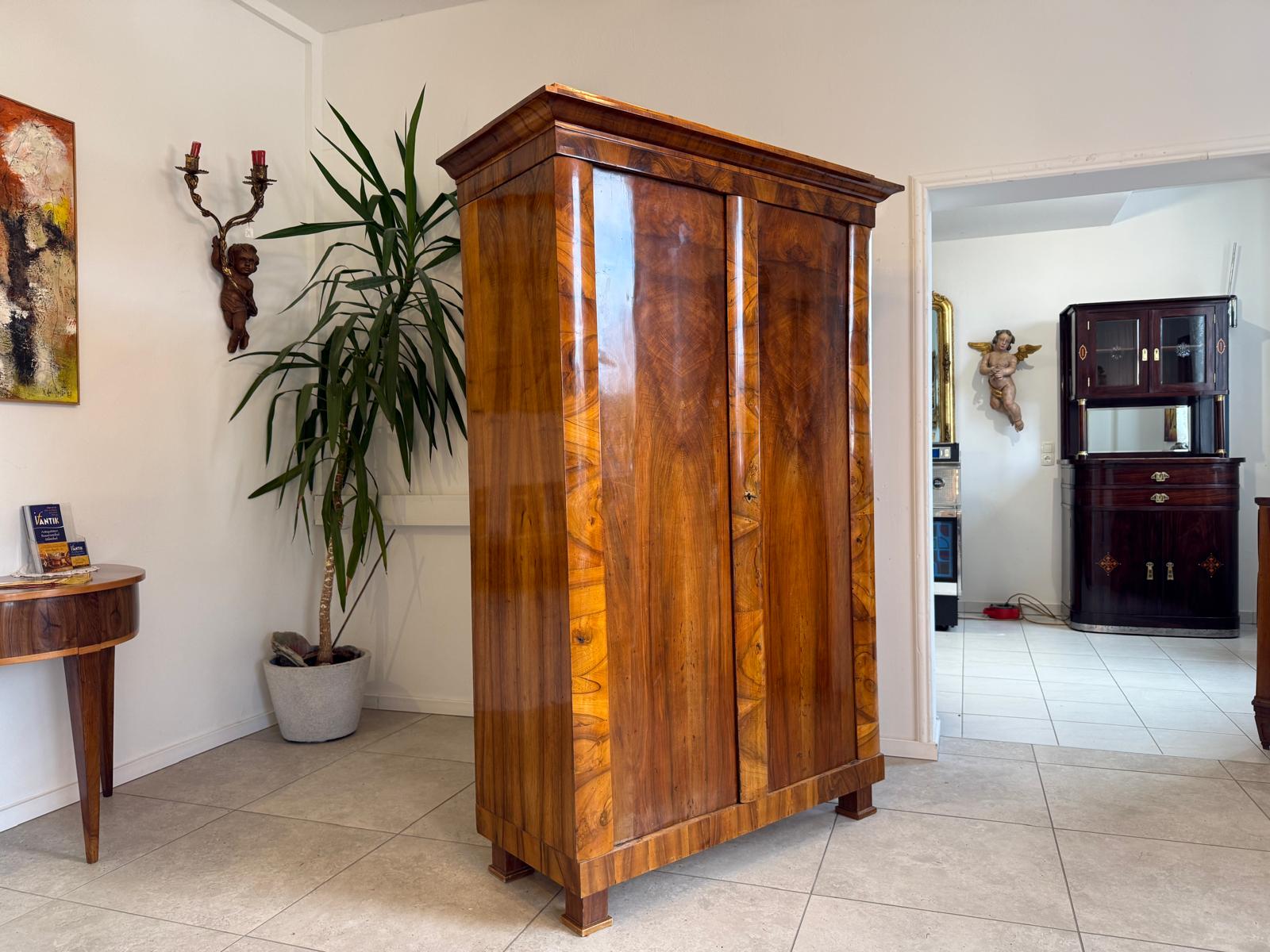 SALE Biedermeier Schrank Kleiderkasten Hallenschrank Antiquität G1040-1