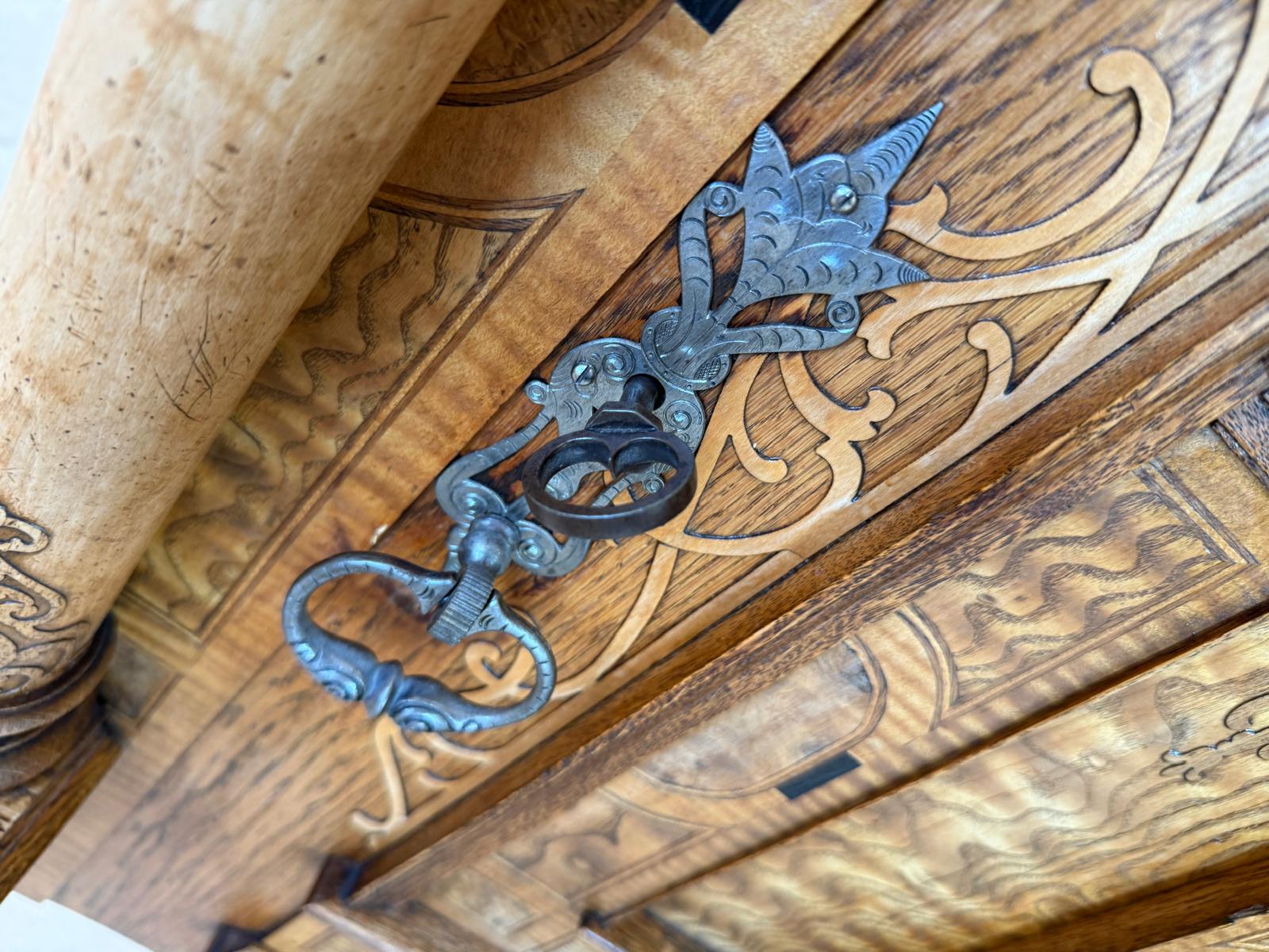 Spätrenaissance Anrichte Eichenholz Original Rarität Antiquität G2189