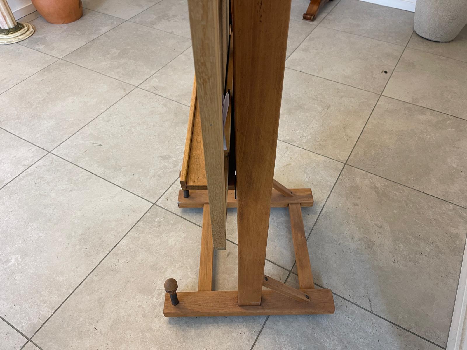 Antikes Atelier-Staffelei aus massivem Holz Bildhalterung G1522