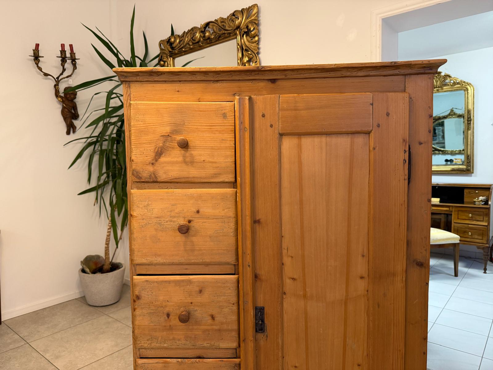 Uriger Biedermeier Brotschrank Almerschrank Speiskasten Bauernkasten G2328