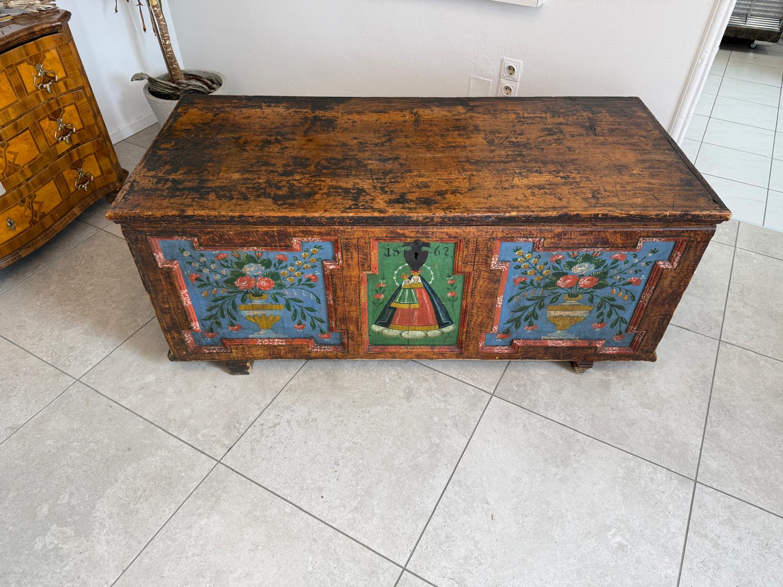 Urige handbemalte Maria Zeller Truhe Landhaustruhe Bauerntruhe D2732