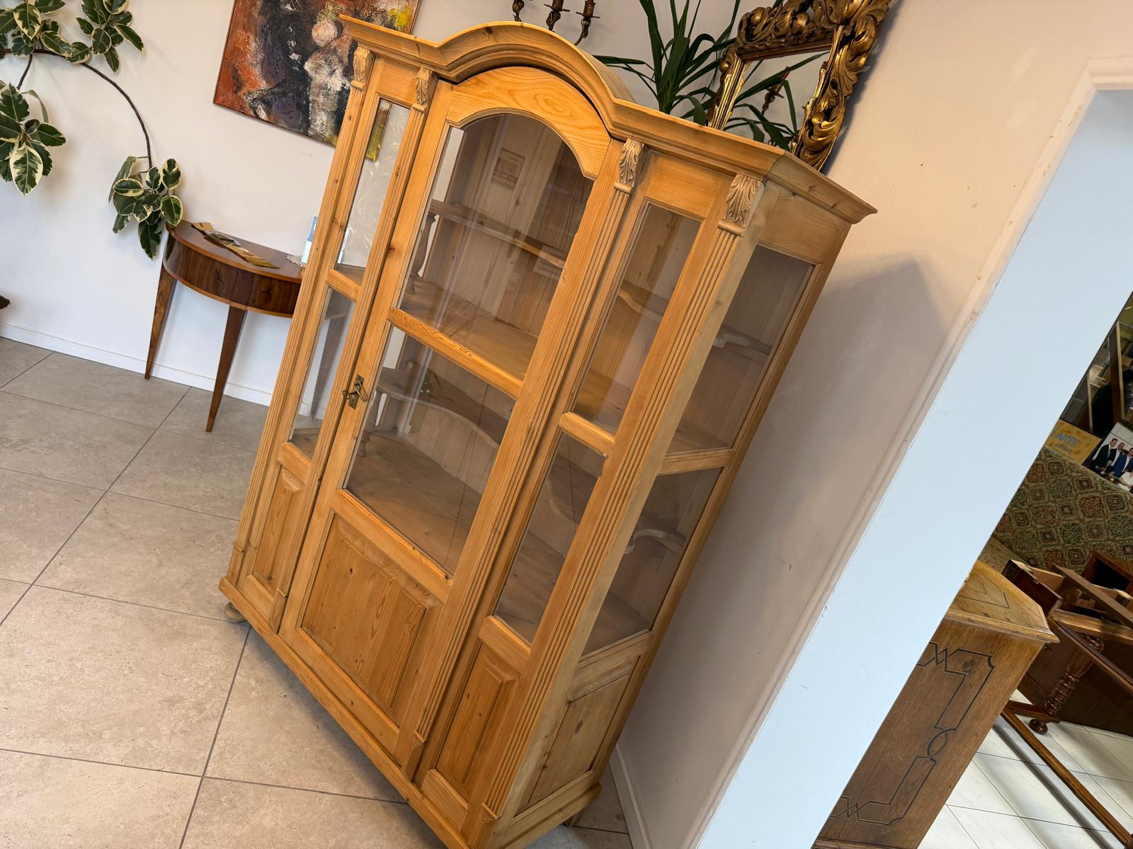 Bäuerliche Vitrine Bauernvitrine Bauernschrank Naturholz Bücherschrank D1062