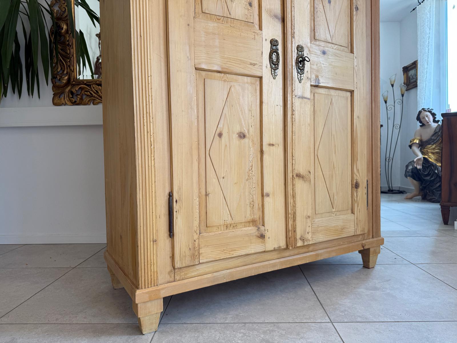 Sale Biedermeier Bauernschrank Weichholz Steiermark D2656
