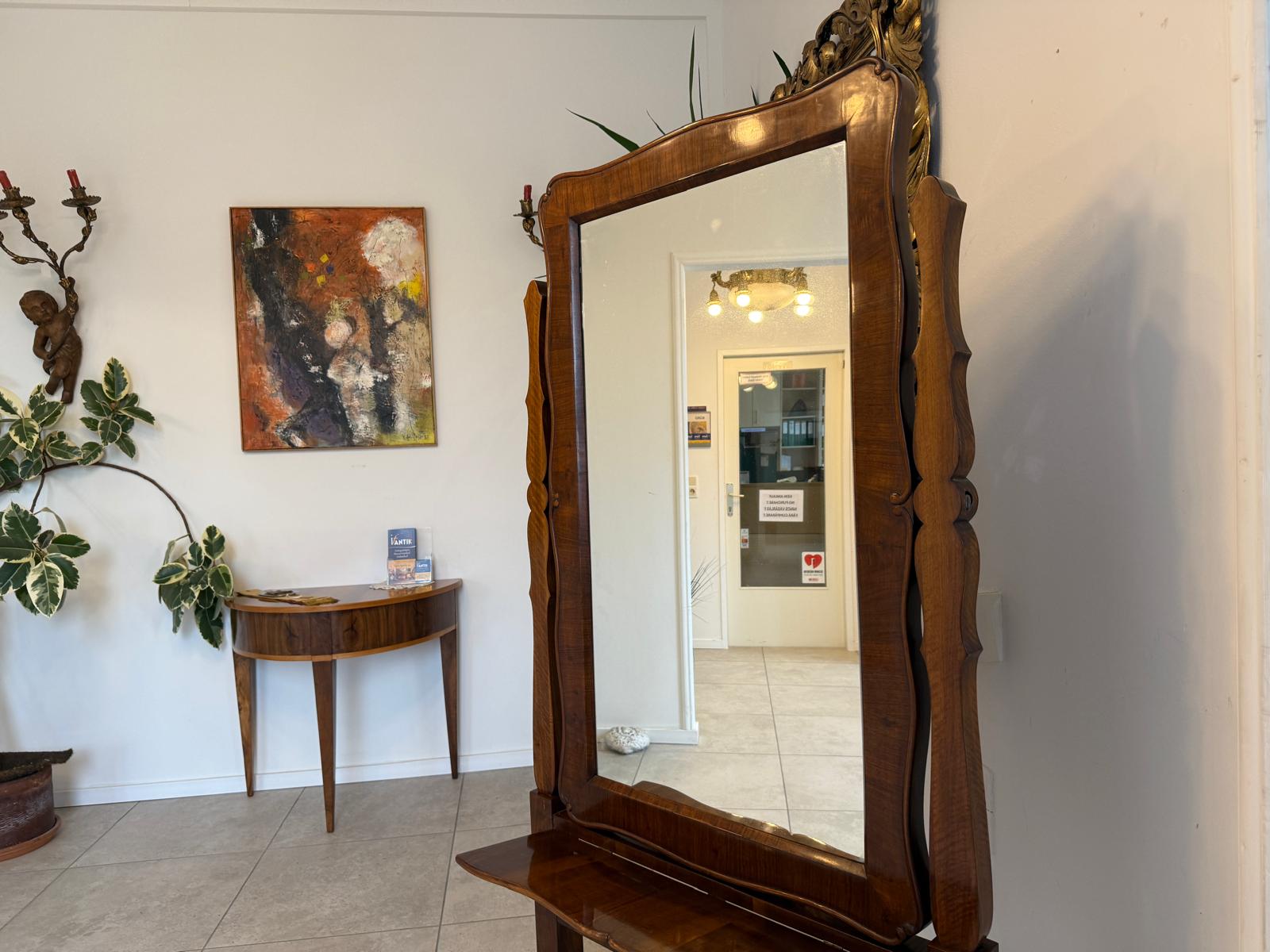 Restaurierter Biedermeier Schneiderspiegel  Nussholz Furniert Antiquität G2266