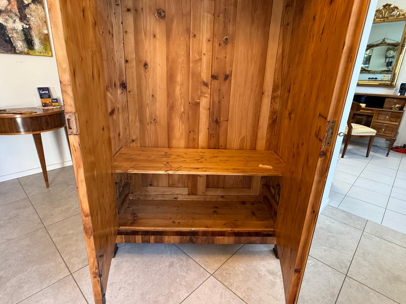 Sale Restaurierter Biedermeier Schrank Kleiderkasten Hallenschrank G2347