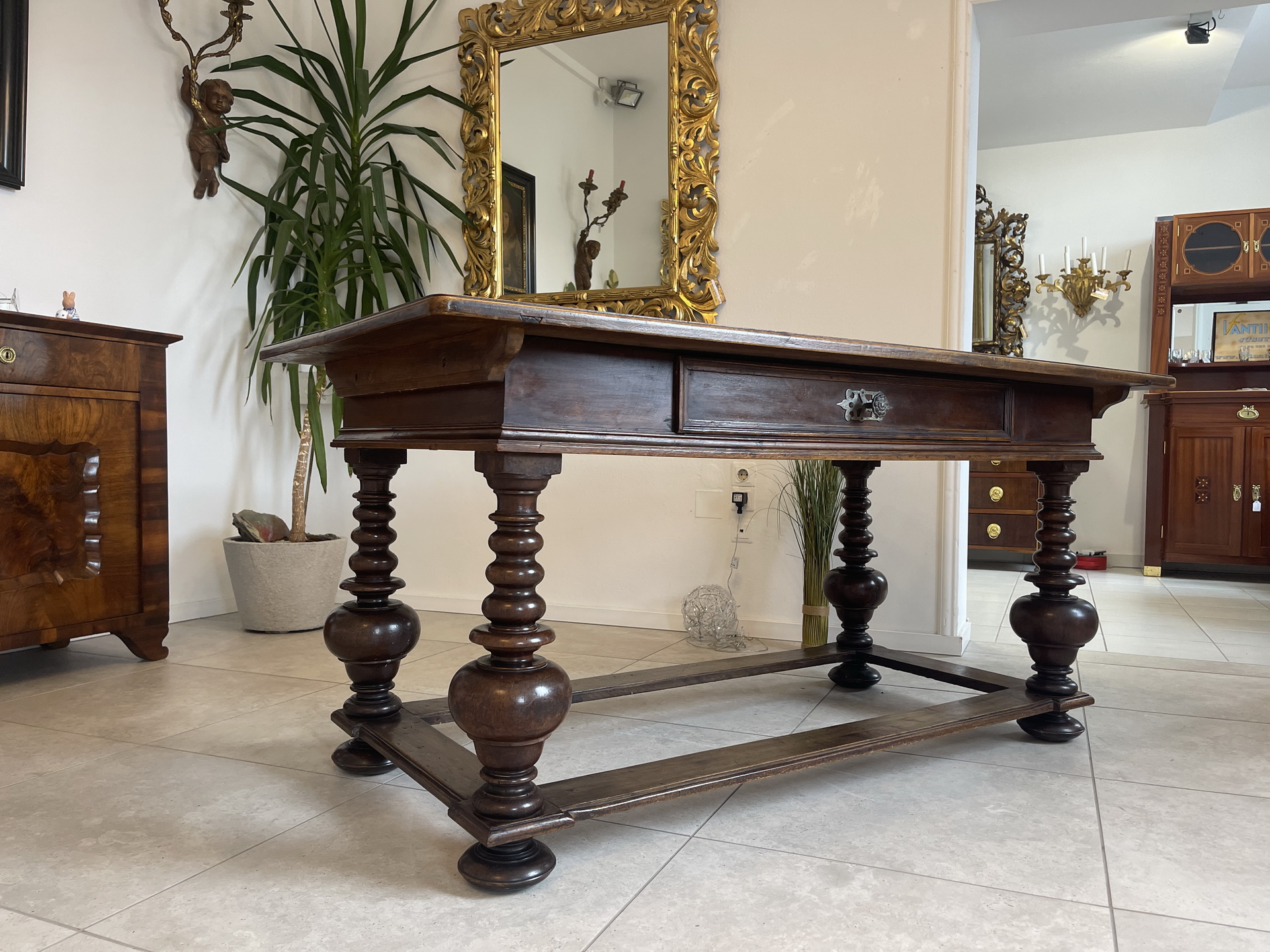IMG_4631yCtJbLMkeo06B Traum Barock Tisch Antik Tafeltisch aus Ulmenholz - Original A4226