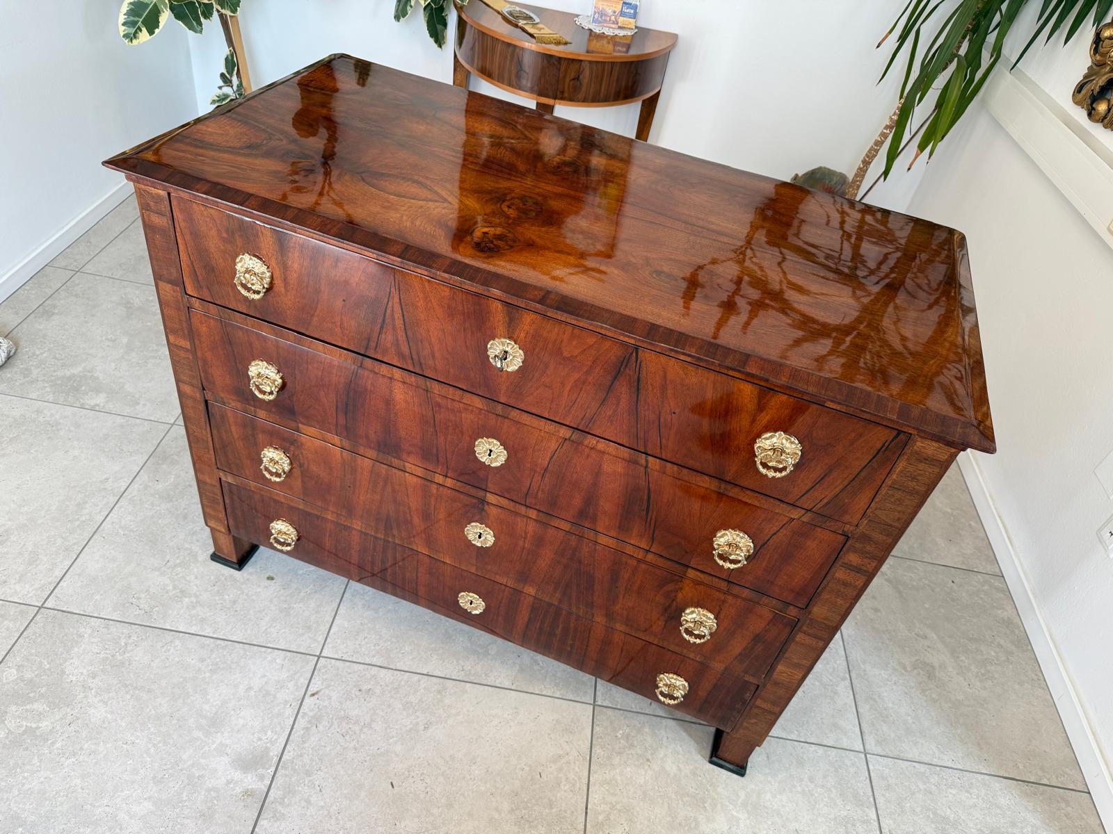 Restaurierte Biedermeier Kommode 4 Ladenkommode Nussholz G2210